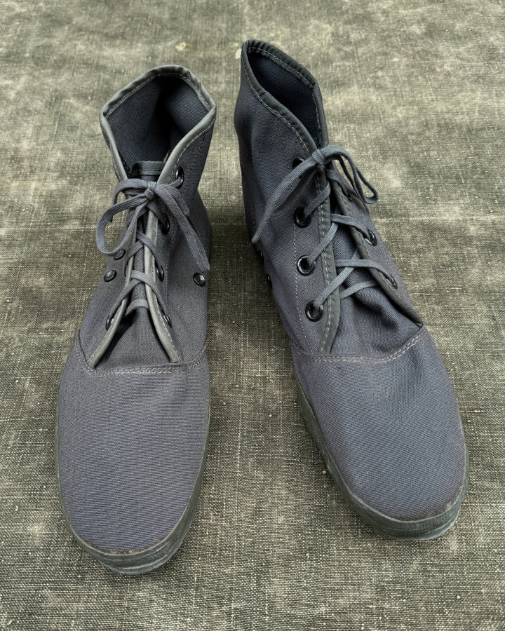 1980's U.S Navy SEALs Coral Creeper Shoes Deadstock.