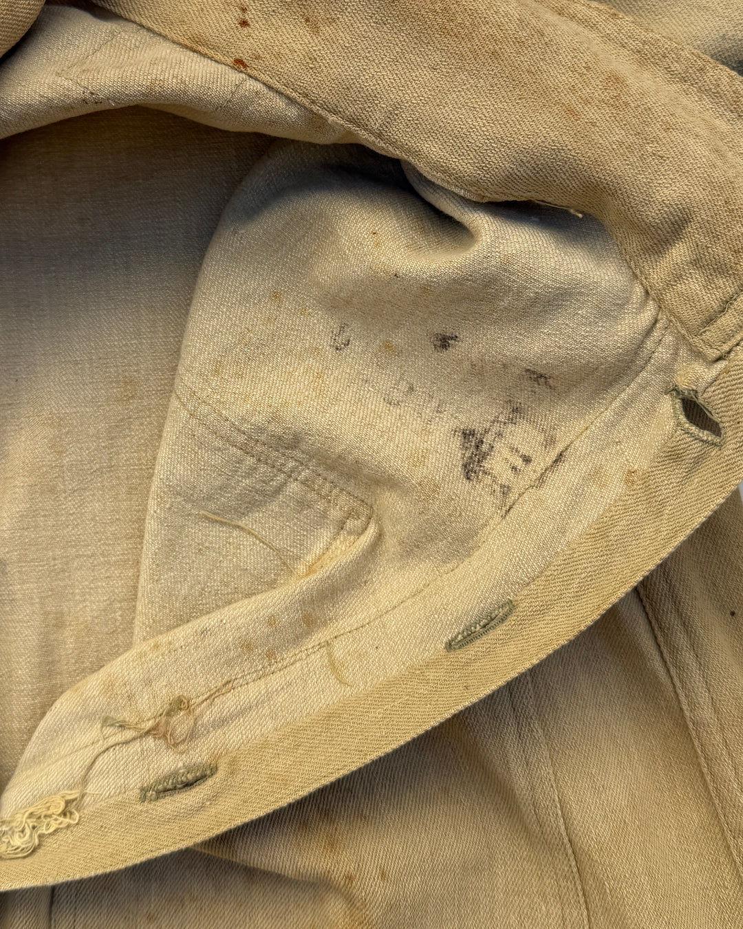 WW1  / 1918 U.S Army Beige Denim Pullover Shirt.