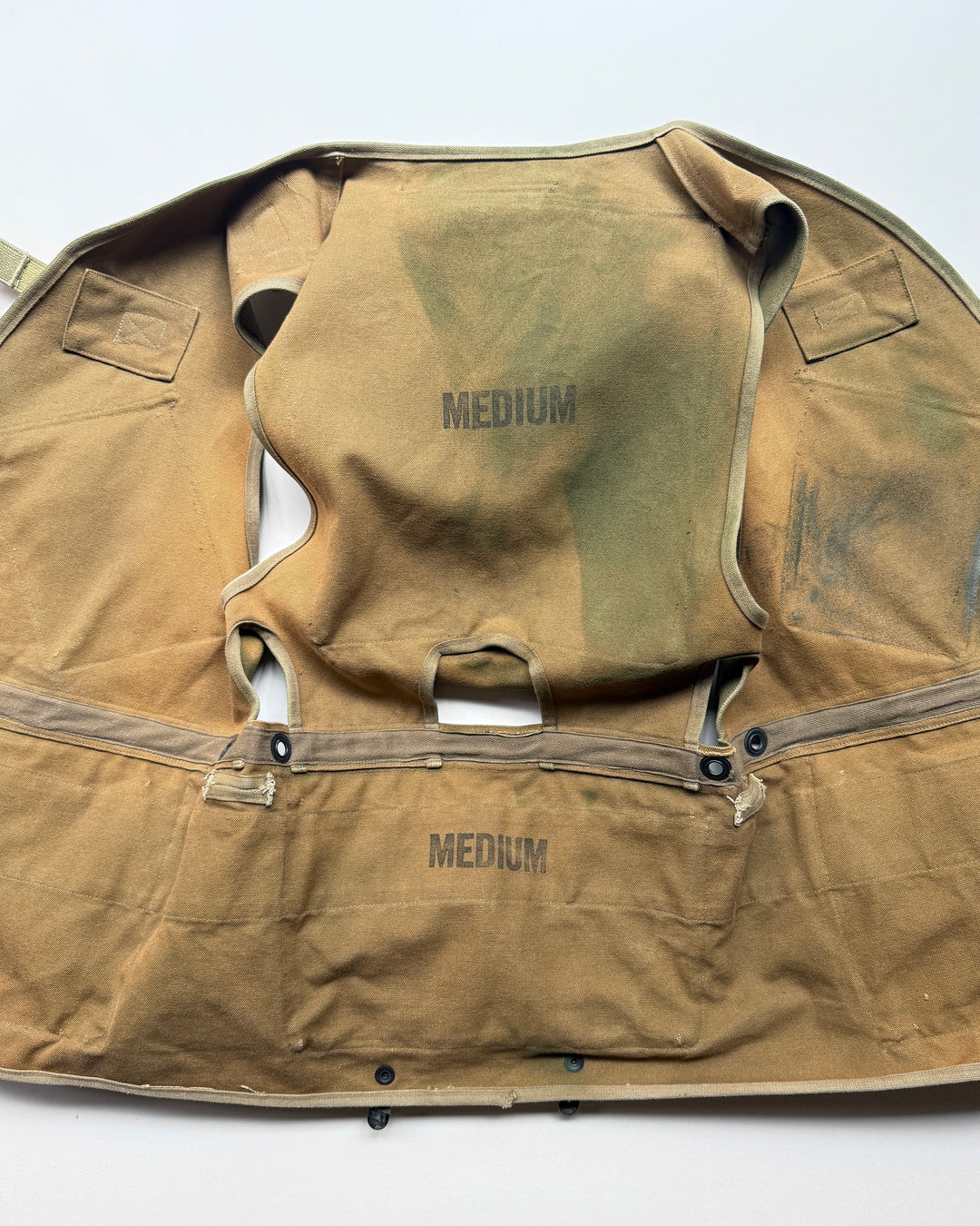 WW2 / D-Day U.S Army Assault Carrier Vest Movie Production 1997 Saving Private Rayn.