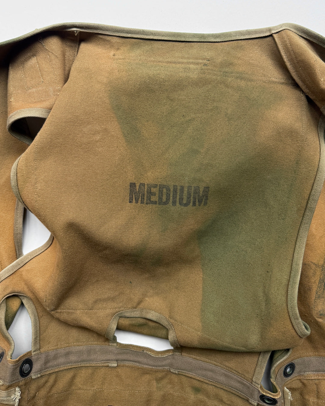 WW2 / D-Day U.S Army Assault Carrier Vest Movie Production 1997 Saving Private Rayn.