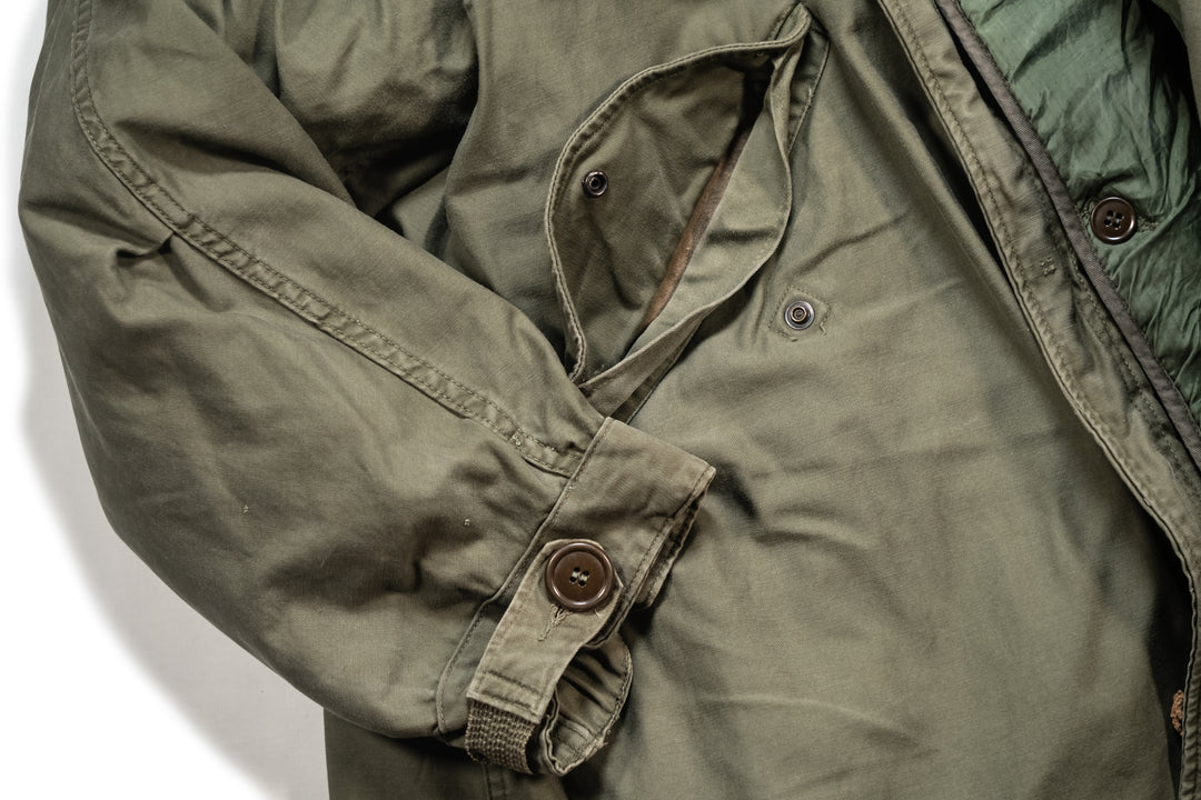 U.S Army M-1951 Parka Fish Tail Korean War.