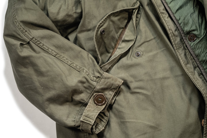 U.S Army M-1951 Parka Fish Tail Korean War.